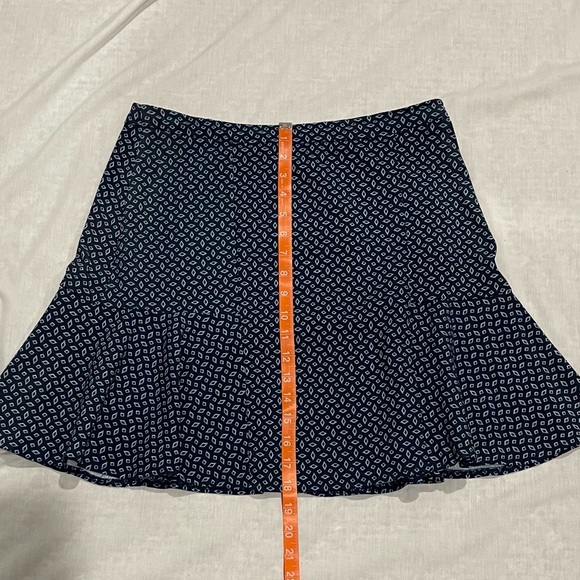 Women’s Margaret M Navy and White Skirt Size Medium - Picture 6 of 7